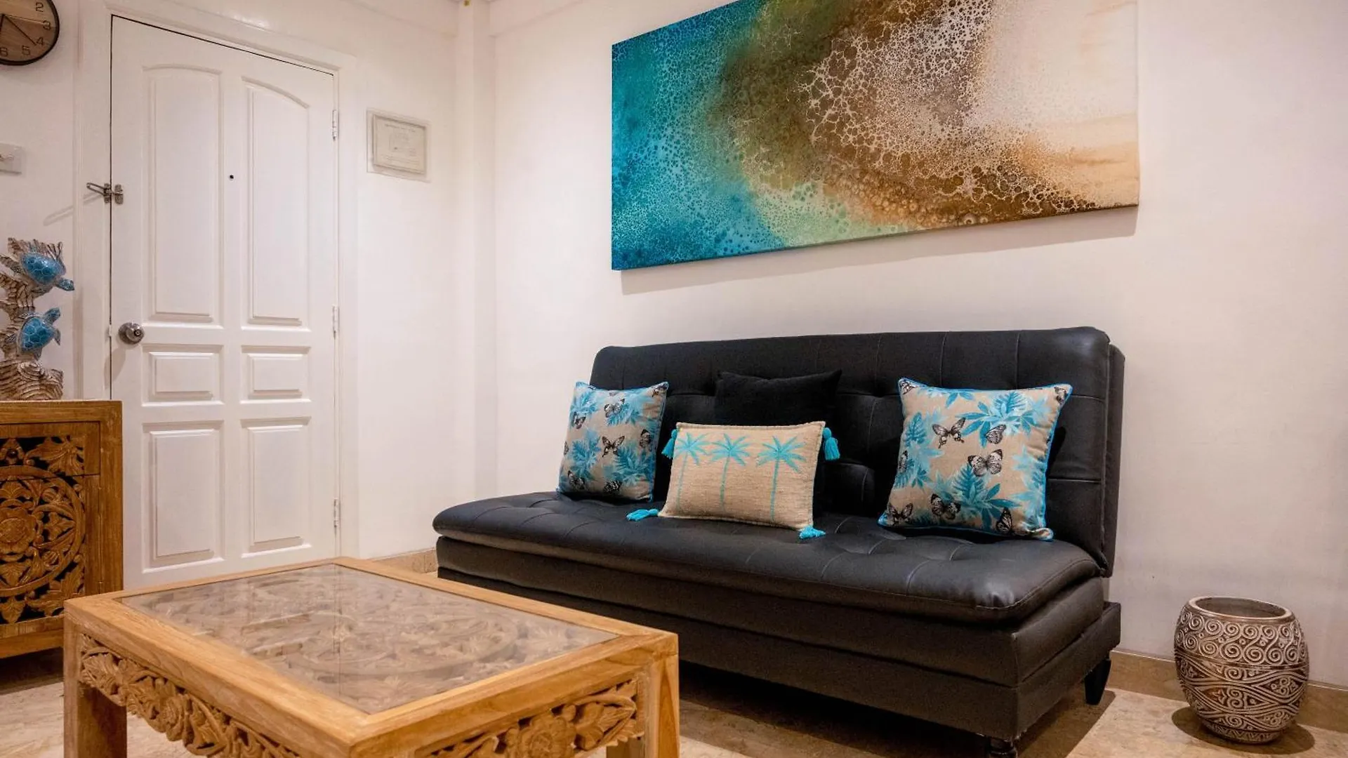 Bali Bliss Jayakarta Apartments سمينياك إندونيسيا