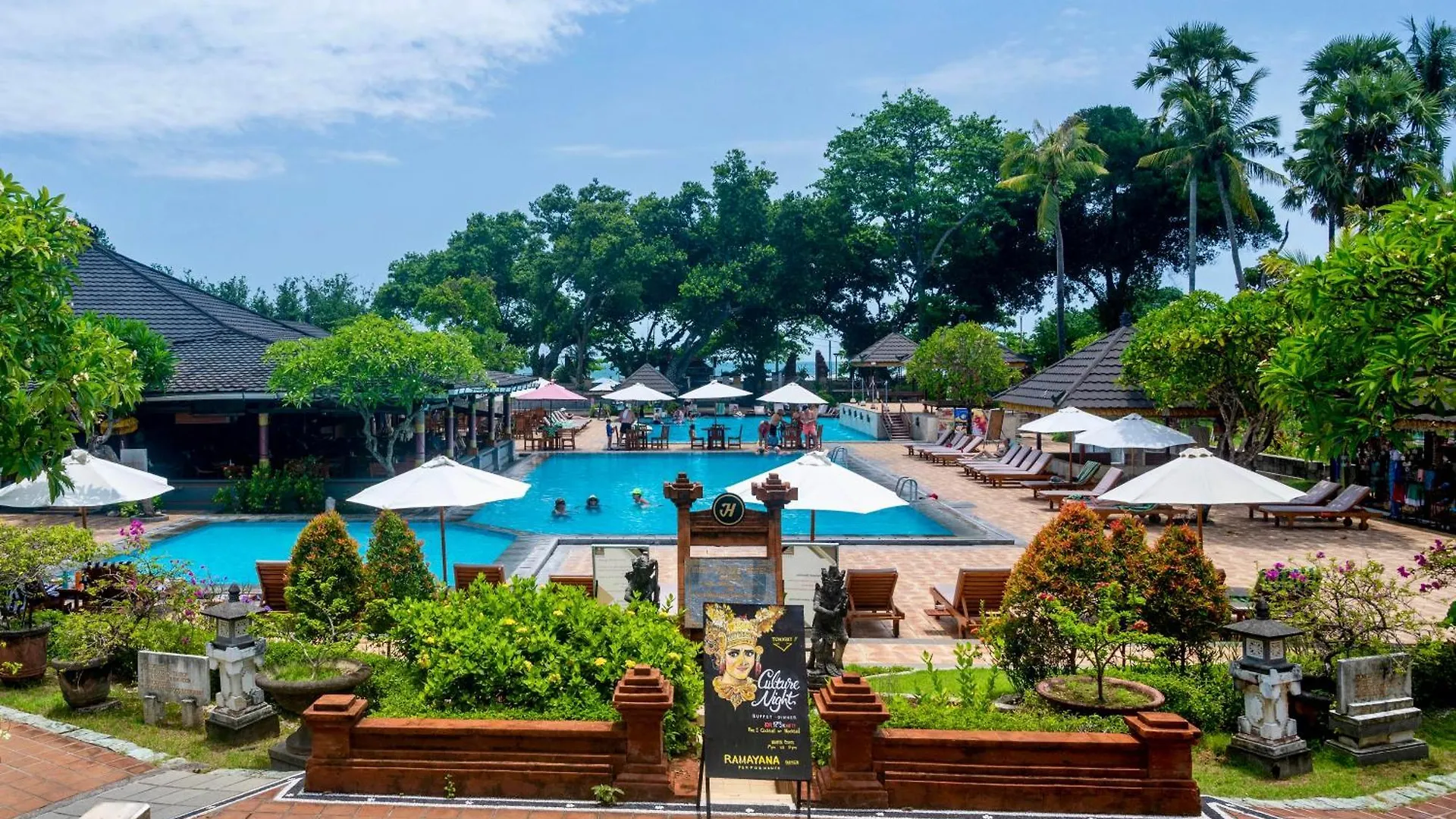 Bali Bliss Jayakarta Apartments سمينياك إندونيسيا