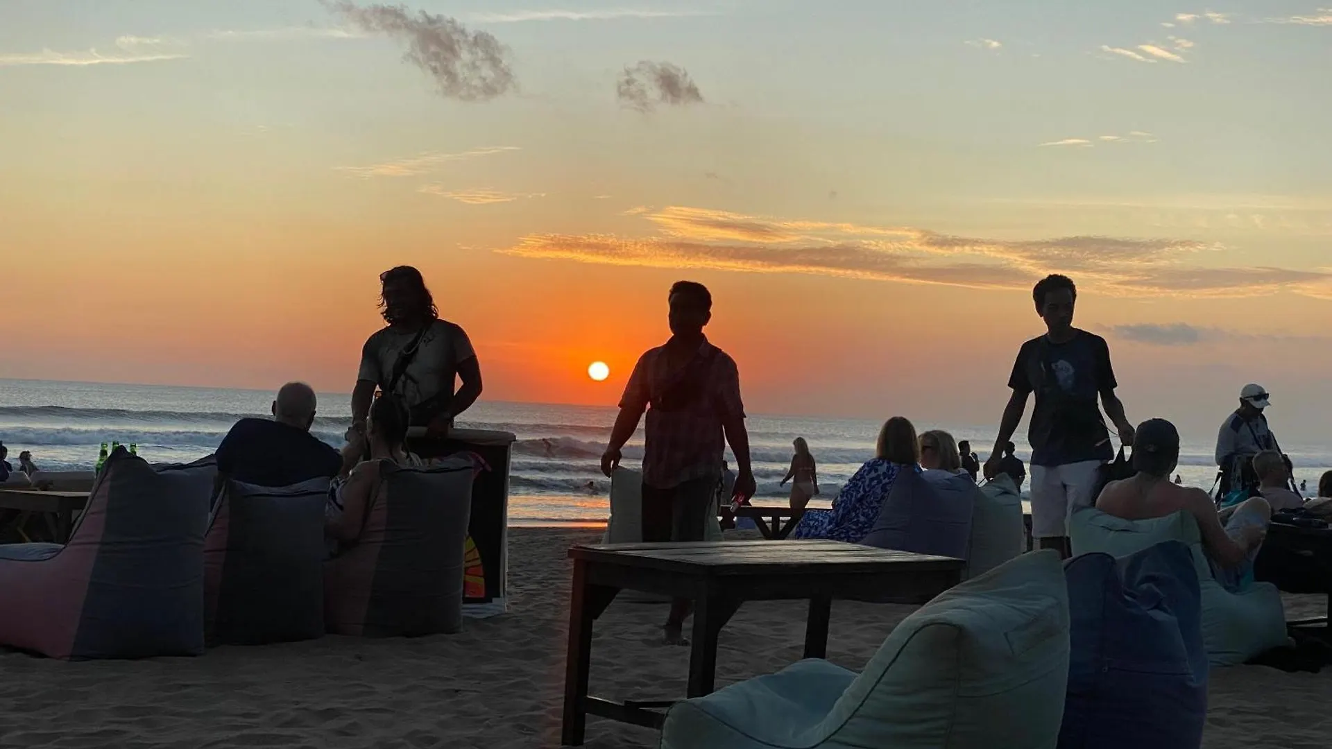 Bali Bliss Jayakarta Apartments سمينياك إندونيسيا